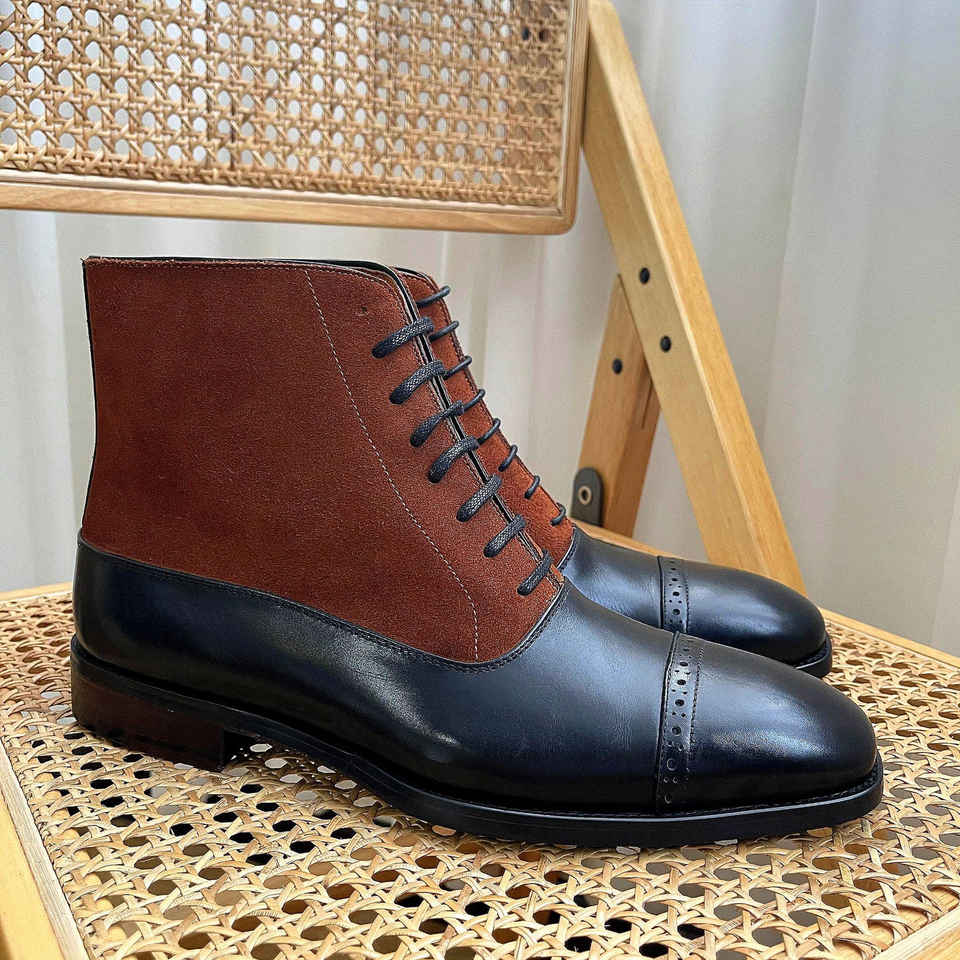 Three-joint Color-block Top Layer Leather Men's Shoes