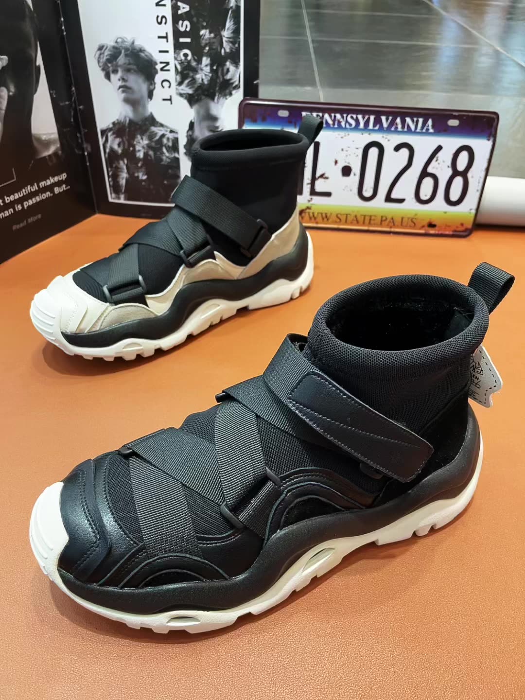 Men's High Top Casual Trainers Trendy