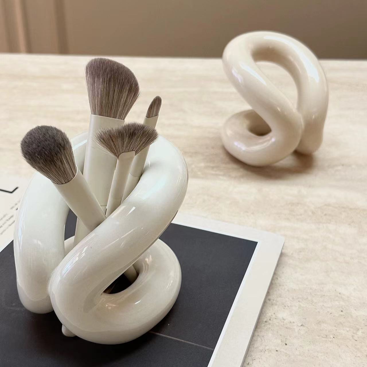 New Creative Life Ceramic Shelf