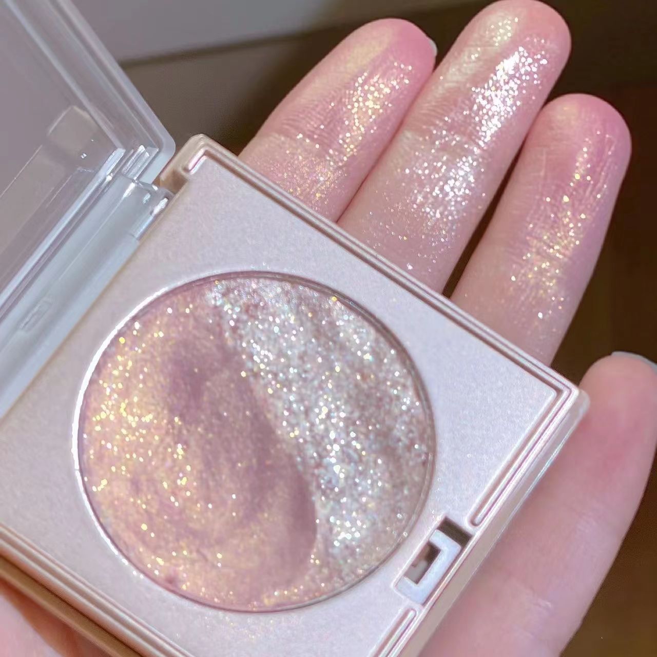 Pure Desire For Water Light Fragile Sense Fairy Female Highlight Blush Eye Shadow Three-in-one Double Stitching Highlight
