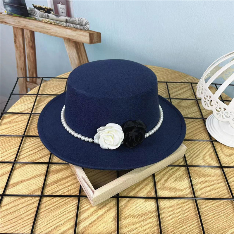 Vintage Top Hat Female Pearl Chain Flower Woolen Flat Hat