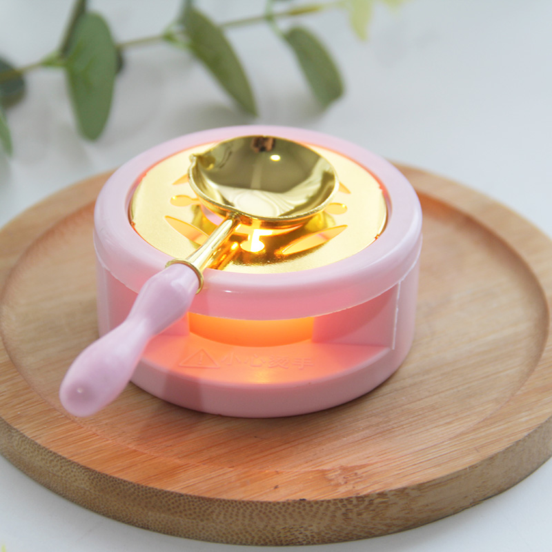 DIY Tools For Melt-and-pour Scented Candles